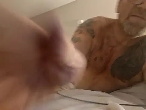 bobbybullit online show from 10-28-25, 12:59