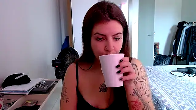 chelbyy online show from 09-28-25, 05:20