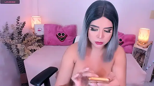 AmazingDREAMGirl online show from 09-18-25, 11:57