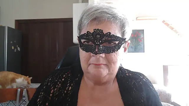 Snapshot of simona60 chatting on 09-18-25, 01:14 simona60 online show from 09-18-25, 01:14