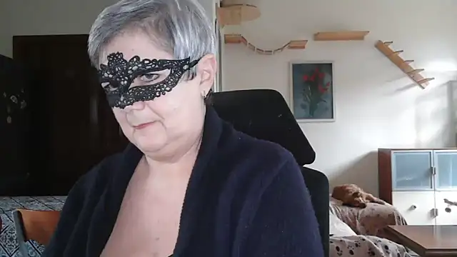 Snapshot of simona60 chatting on 01-18-25, 02:12 simona60 online show from 01-18-25, 02:12
