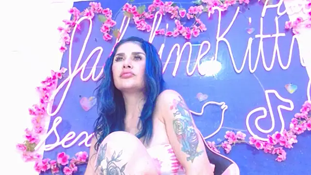 JakelineKitty online show from 12-15-25, 02:17