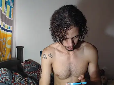 alisterxxx online show from 09-28-25, 12:01