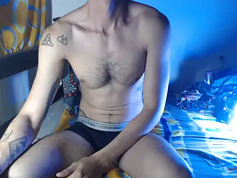 Snapshot of alisterxxx chatting on 02-15-26, 10:58 alisterxxx online show from 02-15-26, 10:58