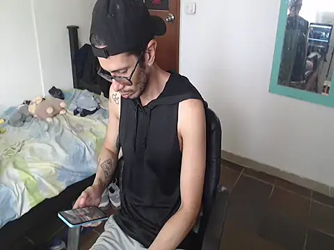 alisterxxx online show from 04-14-26, 03:39