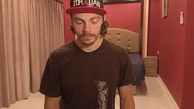 Marrymepls online show from 06-19-26, 04:46