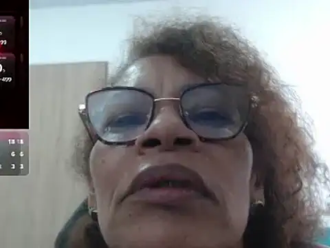 Snapshot of BustyMilf_ chatting on 03-14-25, 06:39 BustyMilf online show from 03-14-25, 06:39