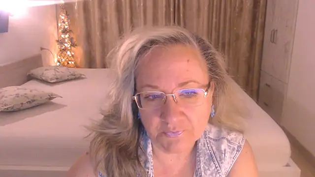 Snapshot of Raisshy chatting on 05-07-26, 03:55 Raisshy online show from 05-07-26, 03:55