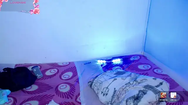 ninatiny online show from 06-01-26, 11:32