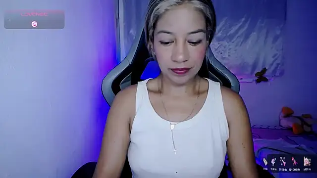 ninatiny online show from 11-12-25, 08:51