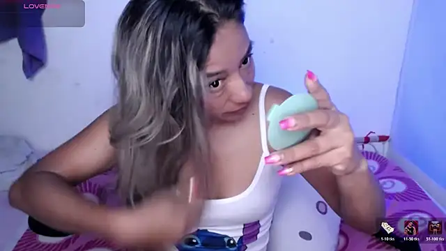 ninatiny online show from 04-07-26, 11:56