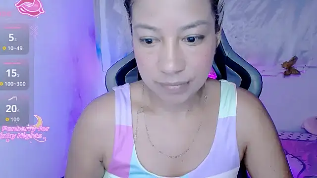 ninatiny online show from 11-26-25, 09:09