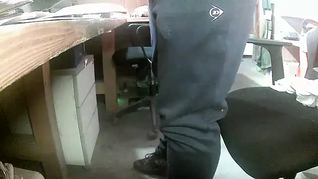 Snapshot of Cygnus58topchef chatting on 10-25-25, 03:45 Cygnus58topchef online show from 10-25-25, 03:45