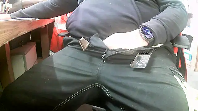 Snapshot of Cygnus58topchef chatting on 09-24-25, 02:56 Cygnus58topchef online show from 09-24-25, 02:56