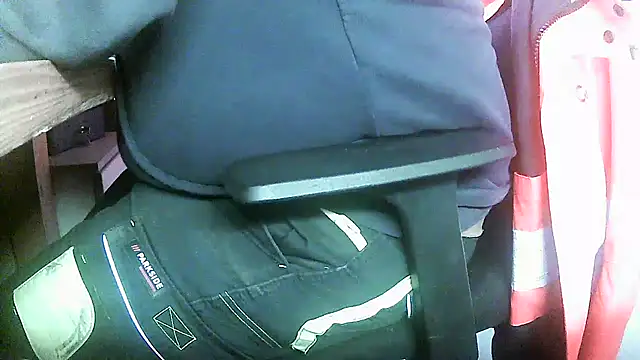 Snapshot of Cygnus58topchef chatting on 09-25-25, 05:57 Cygnus58topchef online show from 09-25-25, 05:57