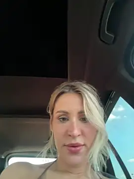 Snapshot of jasminesummer chatting on 03-09-25, 04:33 jasminesummer online show from 03-09-25, 04:33
