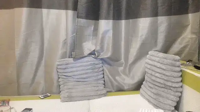 jessystarr online show from 10-26-25, 05:57