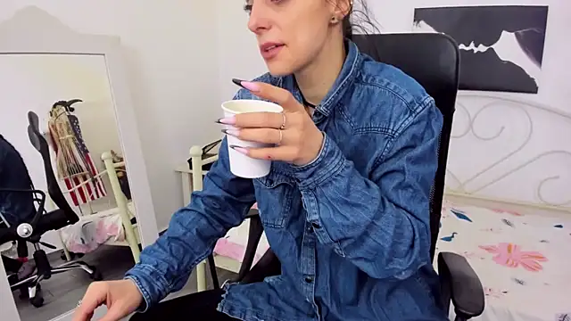 jessystarr online show from 03-22-25, 08:40