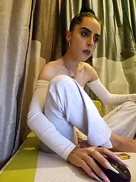 jessystarr online show from 10-20-25, 07:14