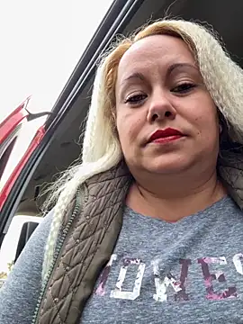 Snapshot of SabinaSweety chatting on 10-14-25, 11:33 SabinaSweety online show from 10-14-25, 11:33