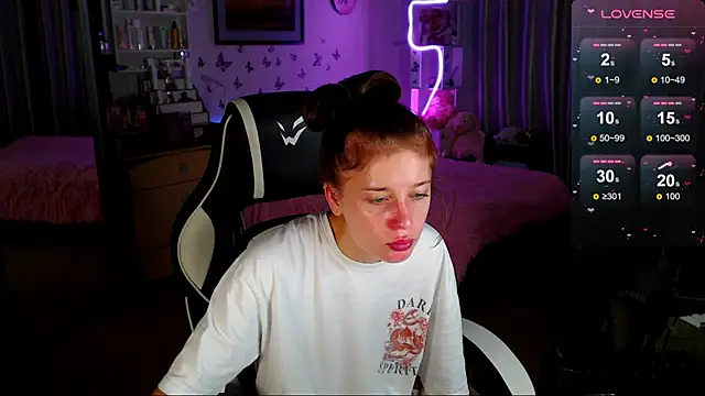 Kira honeyy online show from 09-09-25, 11:19