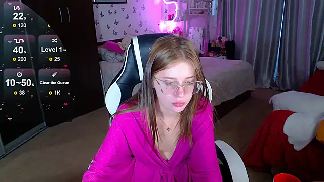 Snapshot of Kira_honeyy chatting on 04-05-26, 11:06 Kira honeyy online show from 04-05-26, 11:06