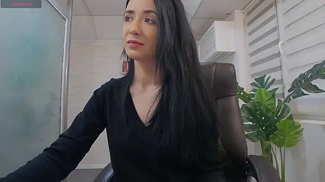 GlamKate online show from 03-14-25, 07:37