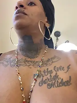 MzParker online show from 02-11-26, 04:29