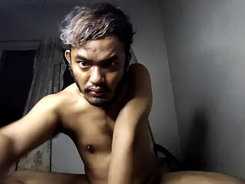 Snapshot of eizy2310 chatting on 12-09-24, 08:23 eizy2310 online show from 12-09-24, 08:23