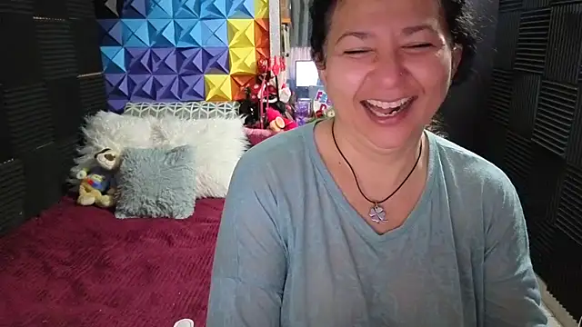 katifoxx online show from 11-22-25, 10:19