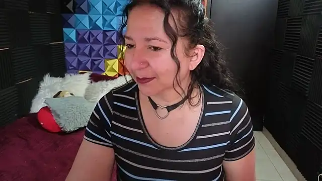 katifoxx online show from 02-12-26, 04:40