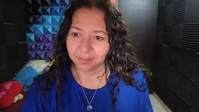 Snapshot of katifoxx chatting on 09-17-25, 05:59 katifoxx online show from 09-17-25, 05:59