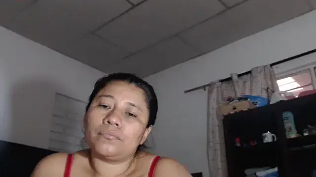 Snapshot of adrixxx38 chatting on 02-09-26, 10:52 adrixxx38 online show from 02-09-26, 10:52