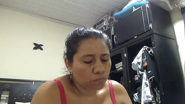 adrixxx38 online show from 06-06-26, 06:51