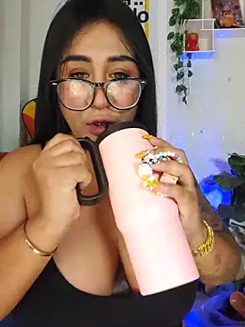 Snapshot of XXX_harna chatting on 10-06-25, 05:52 XXX harna online show from 10-06-25, 05:52