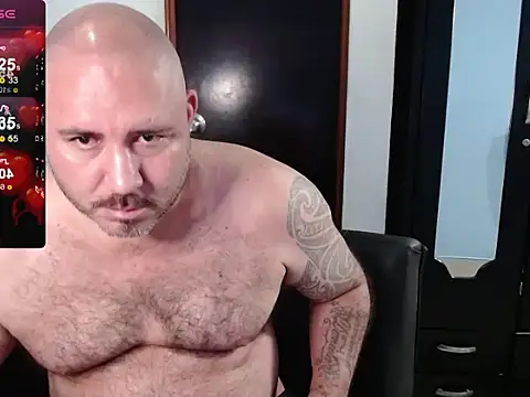 Snapshot of Osobrandon567 chatting on 04-20-26, 11:13 Osobrandon567 online show from 04-20-26, 11:13