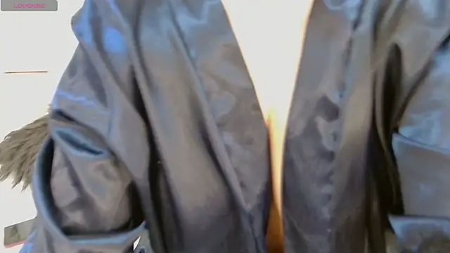 zarahdivousi online show from 11-22-25, 12:48