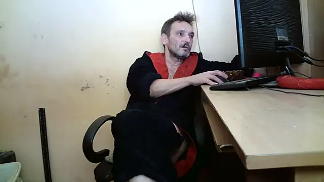 dundyFocus online show from 11-10-25, 04:45