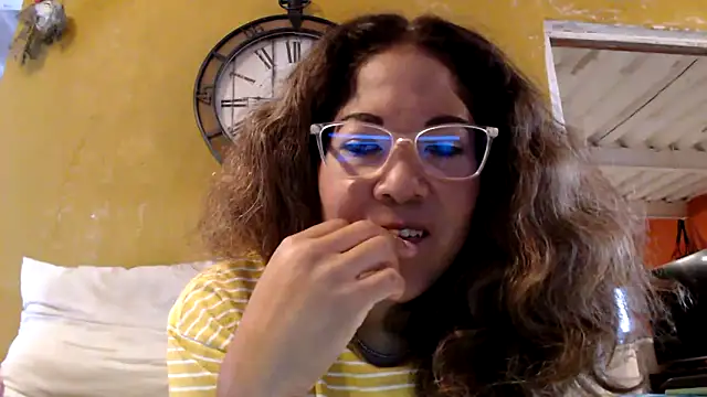 Snapshot of mila38 chatting on 09-24-25, 07:48 mila38 online show from 09-24-25, 07:48