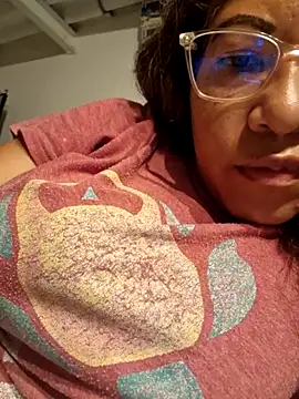 mila38 online show from 10-28-25, 05:56