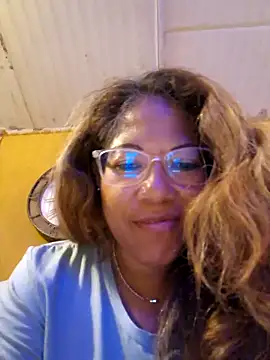 Snapshot of mila38 chatting on 09-09-25, 09:46 mila38 online show from 09-09-25, 09:46