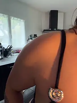 Clara-xoxo online show from 06-09-26, 11:55