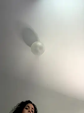 Clara-xoxo online show from 11-10-25, 02:00