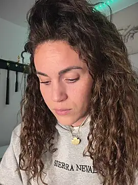 Clara-xoxo online show from 02-21-26, 10:01