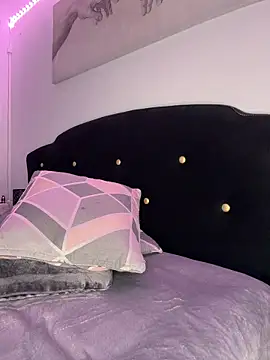 Clara-xoxo online show from 03-27-26, 10:11