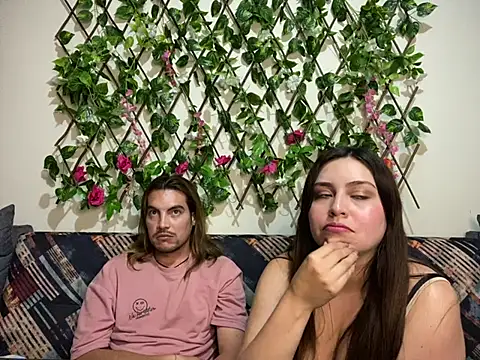 Snapshot of Jack_Emily1 chatting on 03-19-25, 11:47 Jack Emily1 online show from 03-19-25, 11:47