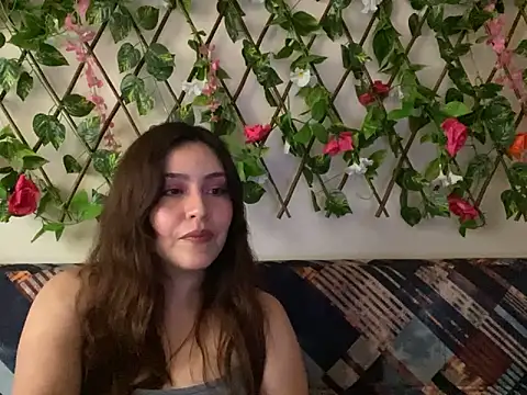 Snapshot of Jack_Emily1 chatting on 03-16-25, 09:16 Jack Emily1 online show from 03-16-25, 09:16