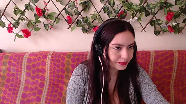 Snapshot of Jack_Emily1 chatting on 09-23-25, 05:09 Jack Emily1 online show from 09-23-25, 05:09