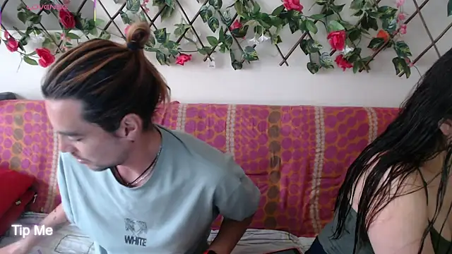 Jack Emily1 online show from 11-28-25, 05:02