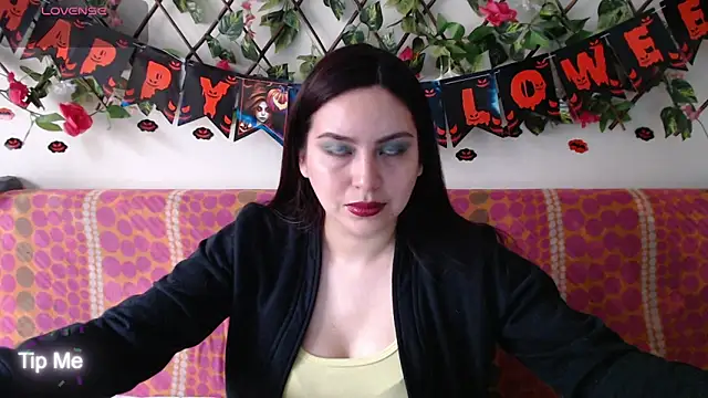 Jack Emily1 online show from 10-26-25, 06:19